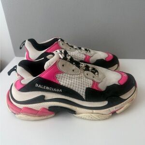 Balenciaga Chunky Sneakers in White, Black & Pink (size 40)